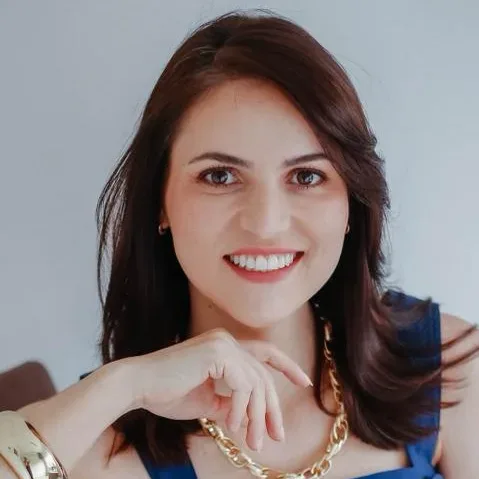 Logo Corretora Carol Rosa