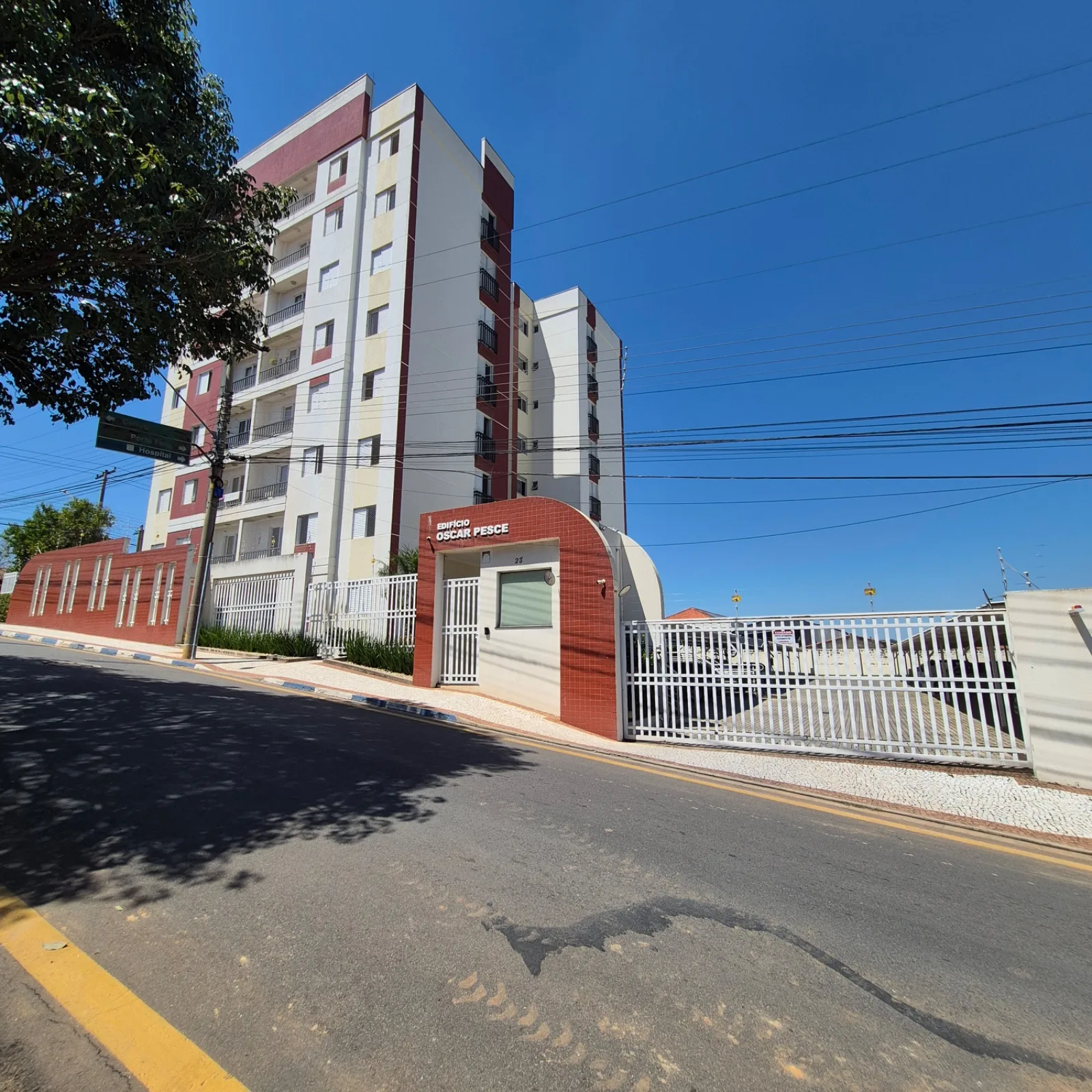 Apartamento térreo para Locação Edifício Oscar Pesce